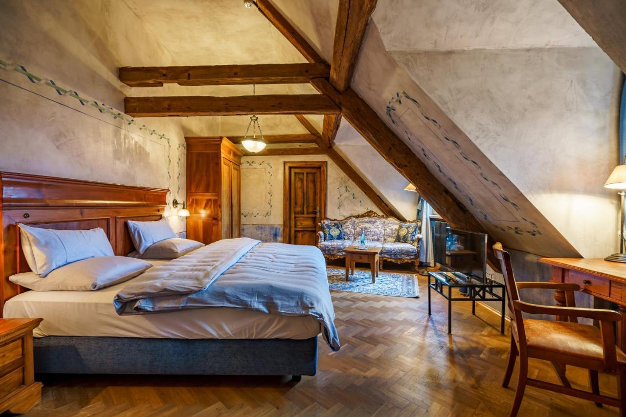 Schlosshotel Weyberhoefe Hoesbach Luaran gambar